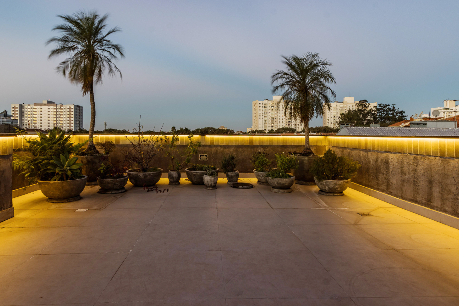 Luxo e Sofisticação Cobertura 3 dormitórios 2 suítes e 1 master com 356m² Jardim Lindóia  Zona Norte Porto Alegre/RS