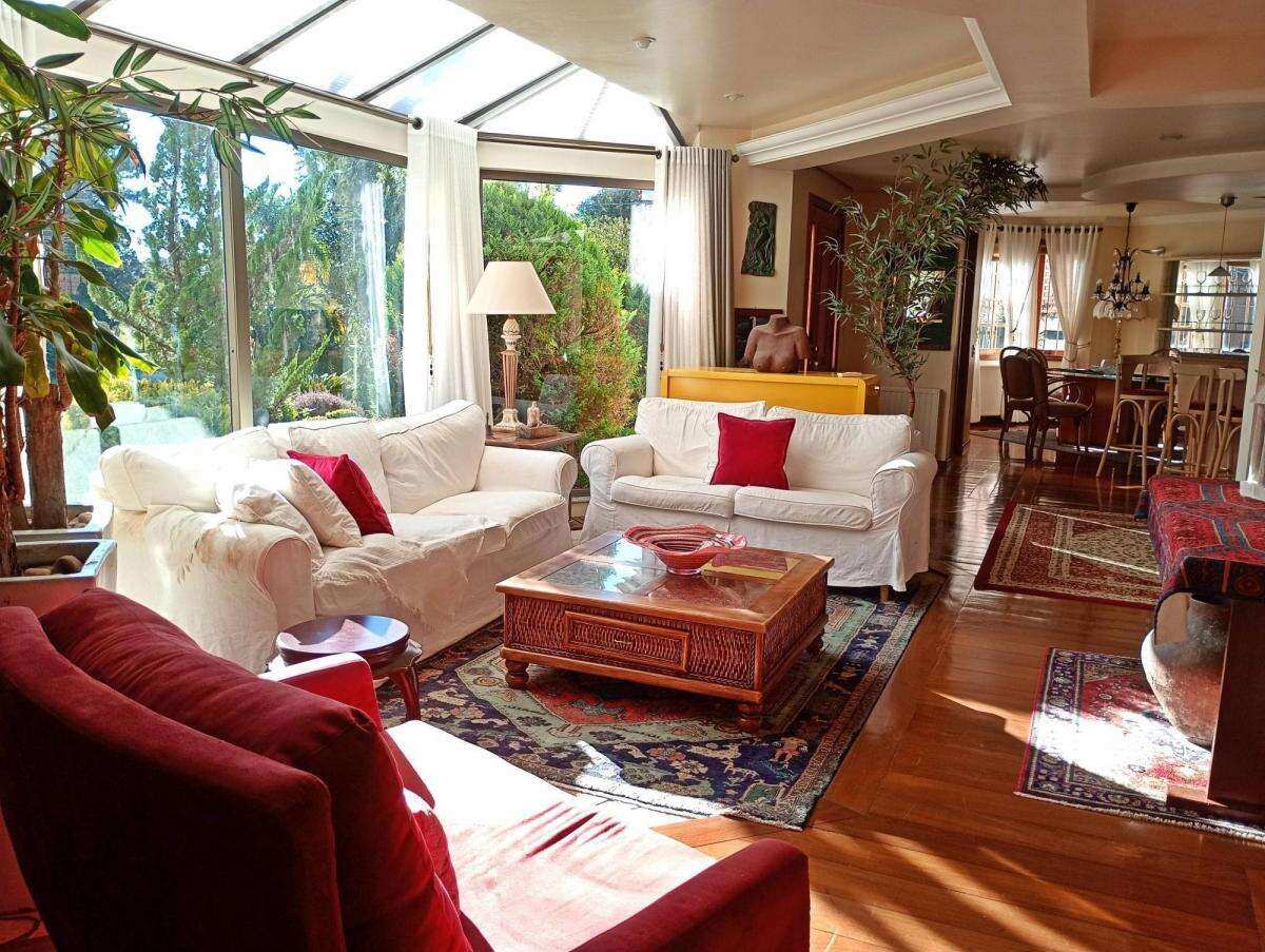  - Casa Alto Padrão com 3 Quartos suíte máster 390m²  à venda na  Serra Gaúcha  Centro  Canela/RS