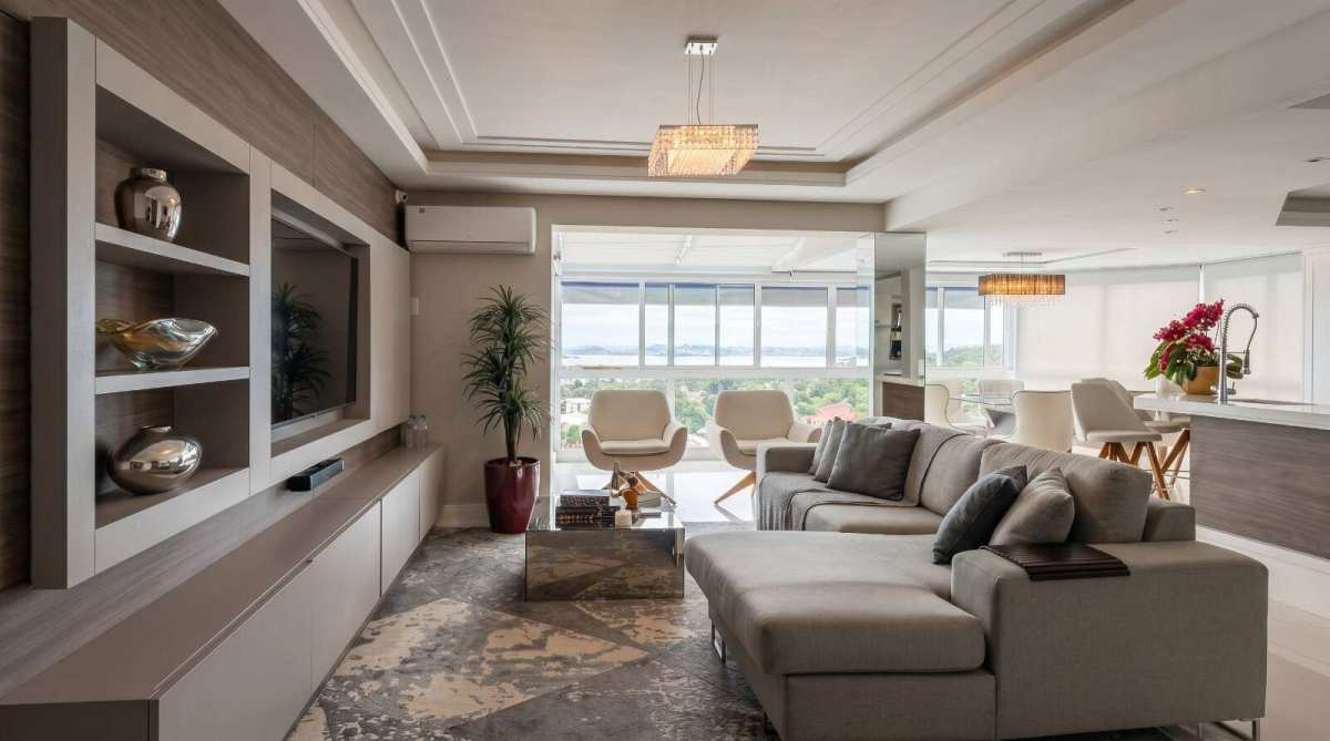 Casa à venda com 4 quartos, 550m² - Jardim Isabel,Porto Alegre