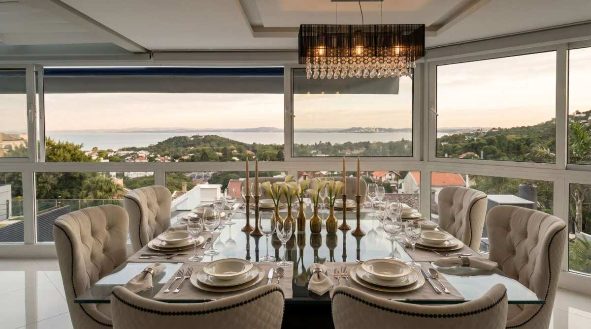  - Casa à venda em Porto Alegre, Jardim Isabel, com 4 suítes , 550m²