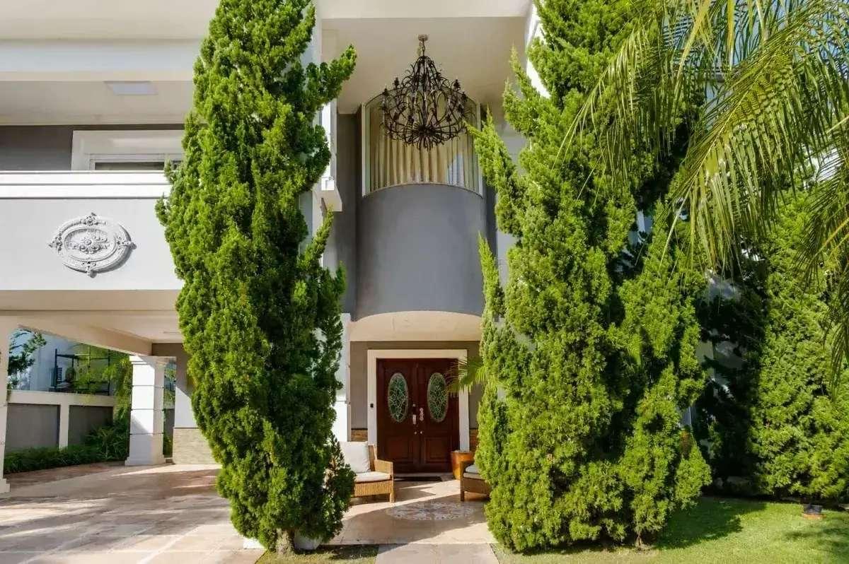 Casa de condomínio à venda, no Terra Ville Golf Clube , 3 suítes com 592m² em Porto Alegre/RS - Fernando Jarutais  Conectando sonhos em endereços inesquecíveis RS - SC