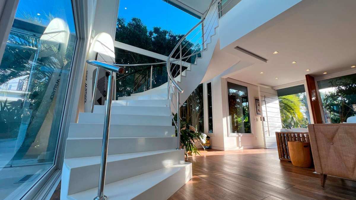  - Casa de condomínio à venda com 3 suítes máster  386m² em Capão da Canoa/RS